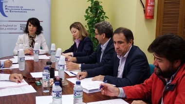 Huecco apoya una iniciativa para abastecer con aceite de oliva extra a más de 100 familias en riesgo de exclusión