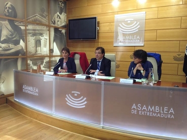 Vara reitera que 'va a ser la legislatura de la igualdad de género', a pesar de que 'hay mucha resistencia para que eso sea así'