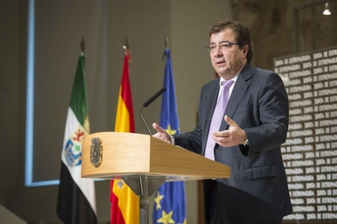 La Junta de Extremadura estudia recurrir al Plan Juncker para buscar vías de financiación de proyectos de inversión