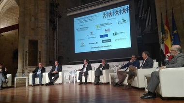 Vara aboga por la integración, la calidad, la formación en el crecimiento de las cooperativas extremeñas