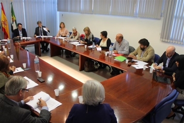 El SES desarrollará un plan estratégico para el desarrollo de medidas de sostenibilidad del Sistema Público de Salud