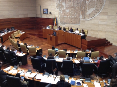 La Asamblea de Extremadura apuesta por una 'solución pacífica y política' a la situación del pueblo saharaui