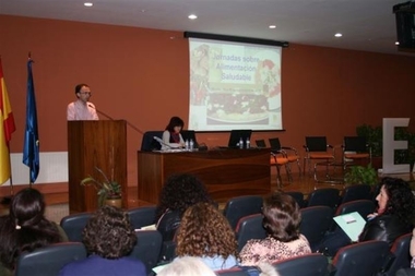 Más de 500 empleados públicos de la región han recibido formación sobre alimentación saludable durante 2015