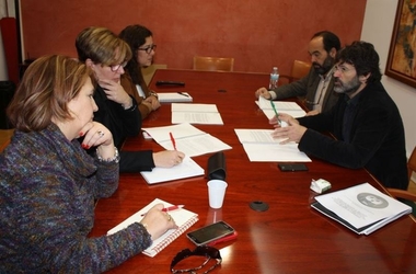 PSOE-SIEX en la Asamblea defiende el aumento de horas lectivas de Filosofía en Bachillerato