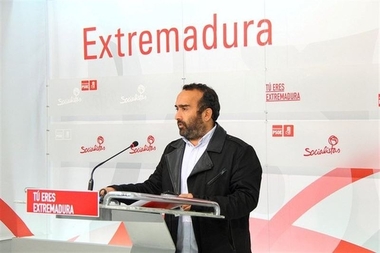 El PSOE extremeño reafirma que 'seguirá negociando' con los grupos para 'sacar el mejor presupuesto posible'