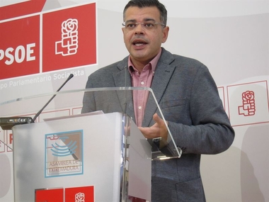 El PSOE valora el descenso del paro y reprocha al PP que tumbara unas cuentas que aumentaban las fondos contra el paro