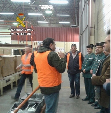 La Guardia Civil y Cetarsa inician una relación de colaboración en la lucha contra el fraude y el contrabando de tabaco