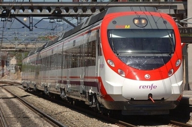 Renfe refuerza con 700 plazas los trenes de Extremadura durante el Puente de la Constitución