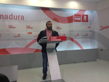 El PSOE señala que 'Rajoy sólo ha sido valiente para mandar mensajes privados a un corrupto y no para dar la cara delante de los españoles'
