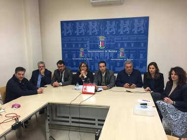 El PSOE reivindica su liderazgo de inversiones en Badajoz