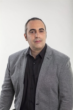 Carretero (UPyD) dice que las propuestas de su partido en materia energética darían un 'impulso' a Extremadura