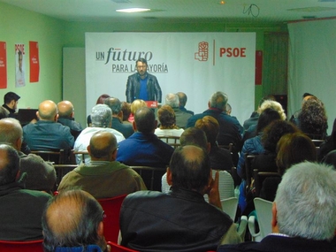 El secretario general del PSOE provincial de Badajoz dice que 
