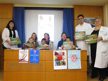 El calendario solidario 2016 de ADMO recauda fondos para sensibilizar sobre la donación de médula y cordón umbilical