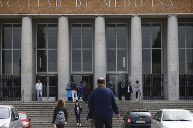 El 69,1% de los universitarios titulados en Extremadura en 2010 estaba trabajando el pasado año