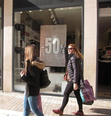 La campaña de rebajas en 2016 generará 200 contratos en Extremadura