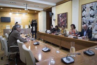 La Junta reconoce que estudia una reforma fiscal pero pide que ésta no centre la negociación del presupuesto