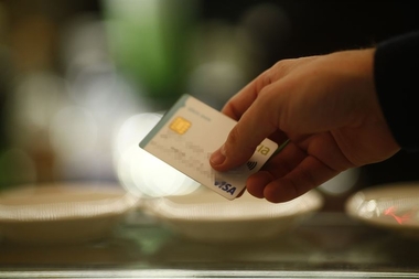 Los impagos en las compras a plazos bajan un 10,5% en noviembre en Extremadura