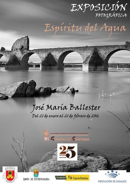Una muestra del fotógrafo extremeño José María Ballester en Olivenza invita a reflexionar sobre el uso diario del agua