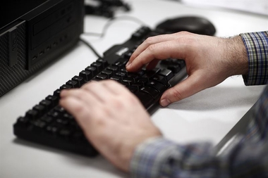 Telefónica busca en Cáceres 'hackers' que creen aplicaciones tecnológicas para hacer 