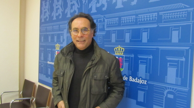 El grupo socialista sostiene que la rehabilitación de El Campillo ha pasado de ser una esperanza vecinal a un mercadeo político