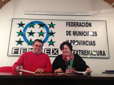 Junta y Fempex crean una mesa de trabajo para la reforma en ámbitos locales