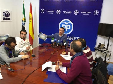 El PP exige explicaciones al SES por negarle una cita de alergología a una paciente del Área de Mérida