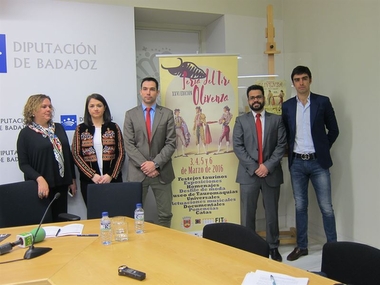 La XXVI Feria del Toro de Olivenza rinde homenaje al torero Enrique Ponce y al ganadero Bernardino Píriz