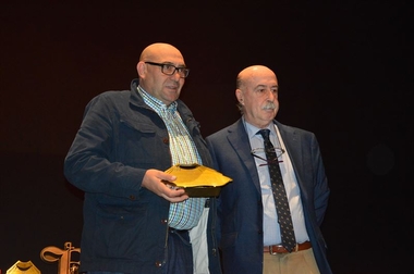 La Escuela Taurina de la Diputación de Badajoz recibe la Placa al Mérito Taurino a Federación de Peñas de Salamanca
