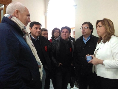 Vara y Susana Díaz muestran su 'preocupación compartida' por los trabajadores de Aguablanca 