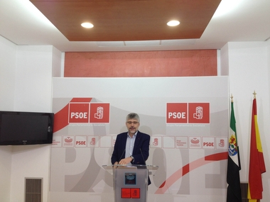 El PSOE señala que la sentencia del TC manifiesta que la Ley de Reforma Local 'fue una chapuza jurídica'