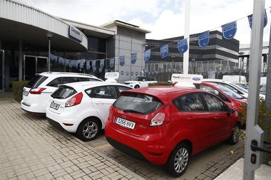 La recaudación por impuesto de matriculación de automóviles sube un 10,4 por ciento en febrero en Extremadura
