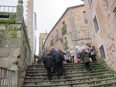 Los residentes en Extremadura realizaron 4,8 millones de viajes en 2015