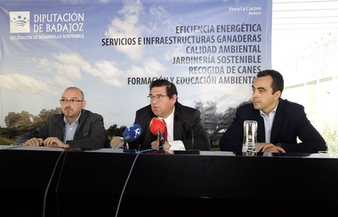 La Diputación de Badajoz formaliza un convenio con Agenex para impulsar la gestión agrupada de la energía eléctrica