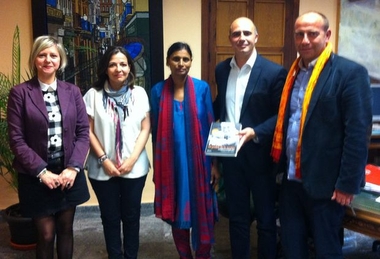 La Fundación 'Vicente Ferrer' presenta en Zafra los proyectos que realiza en la India