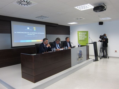 La innovación en la empresa extremeña se reduce un punto en 2015, según un informe de la UEx