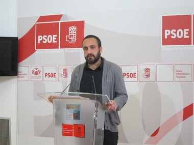 El PSOE extremeño pide al Gobierno que paralice la sentencia que incluye a la carpa común entre las Especies Invasoras