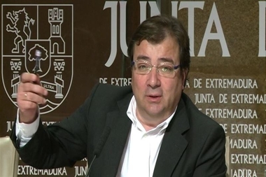 Vara pide al Estado que reconozca el 'valor bruto' de que Extremadura no tenga refinería por su protección ambiental
