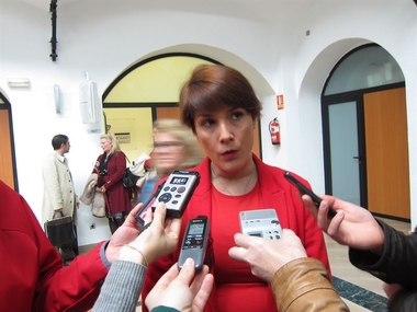 El IMEX confía en que la obra en los apartamentos de la Casa de la Mujer de Badajoz esté concluida este 2016
