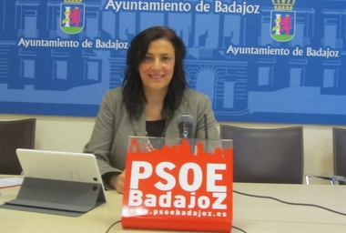 El grupo socialista informará en todas las barriadas sobre ayudas sociales a las que tienen derecho los pacenses