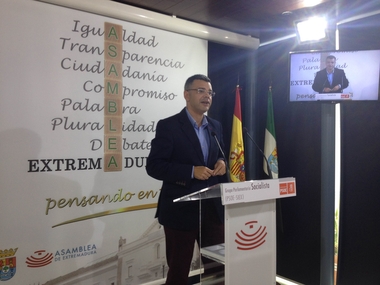El PSOE reconoce que el dato de la EPA 'no es bueno' y asegura que su objetivo es aumentar el empleo en la región