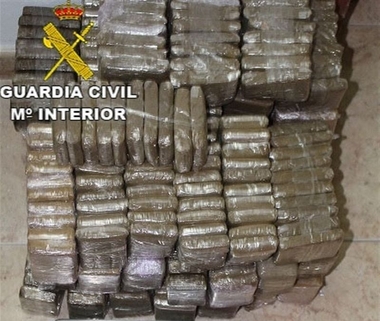 Detenido un marroquí tras averiarse a la altura de Miajadas el coche en el transportaba 44 kilos de hachís