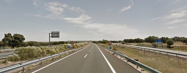La Guardia Civil sorprende a un conductor circulando a 218 km/h por la A5 a la altura de Peraleda de la Mata