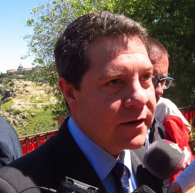 Page afirma que a él Díaz nunca le ha dicho que quiera liderar el PSOE y pide no alentar ese debate en precampaña