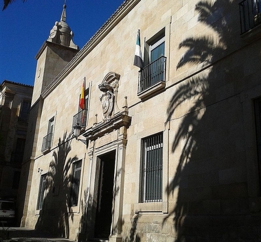 El TSJEx pide la creación con 'carácter prioritario' de siete juzgados en Extremadura