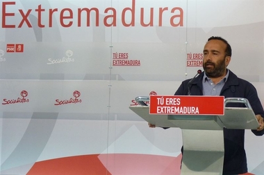 El PSOE de Extremadura asegura que los pactos Podemos-IU 