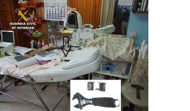 Detenidas dos mujeres por simular un robo en su propia peluquería en Ahigal (Cáceres)
