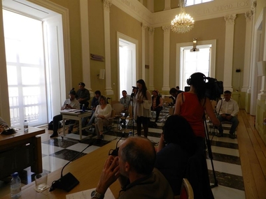 Aficionados taurinos muestran en el Pleno de Cáceres su 