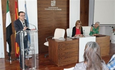Personal de las oficinas comarcales de la Diputación de Badajoz se forma en el Plan de Vivienda