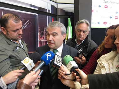 Fragoso dice que le 
