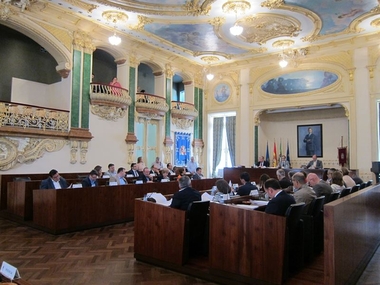 El pleno de la Diputación aprueba un protocolo de colaboración para estudiar el traslado de la Biblioteca de Extremadura
